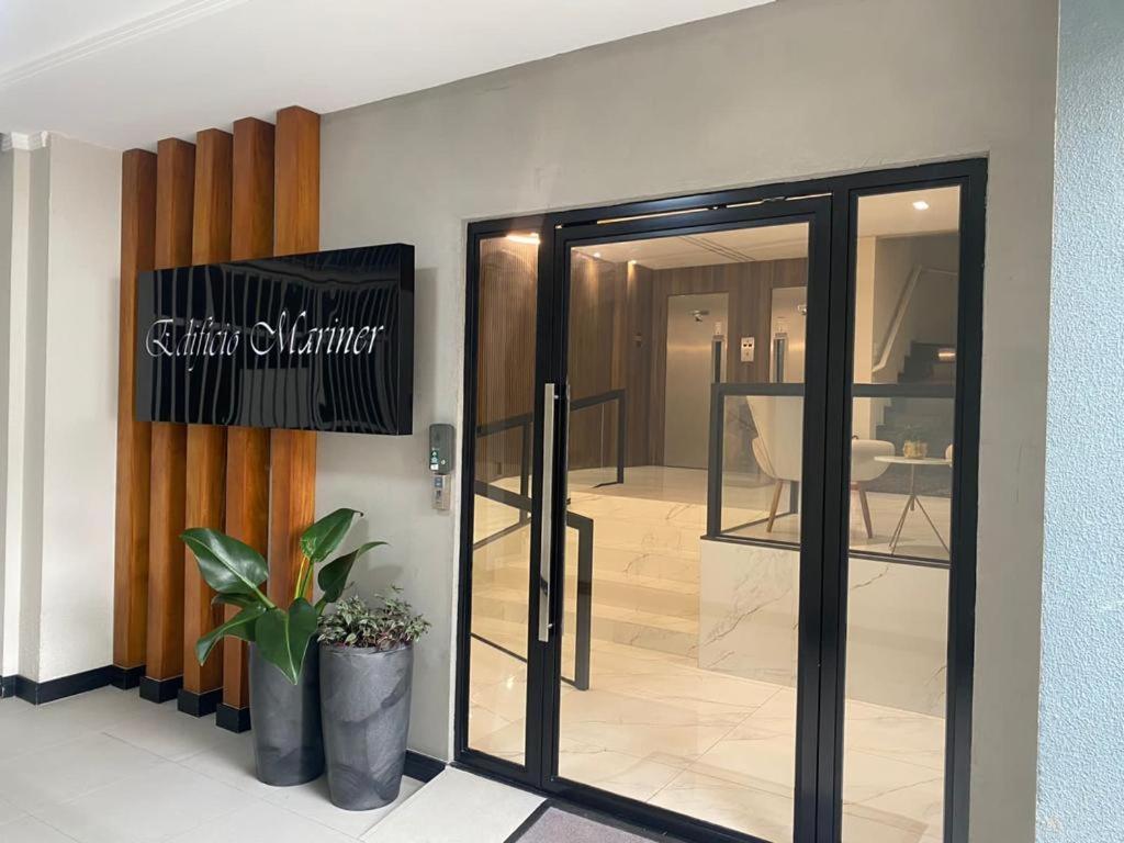 Appartamento Avenida Atlantica, Beira Mar, Pe Na Areia Balneário Camboriú Esterno foto
