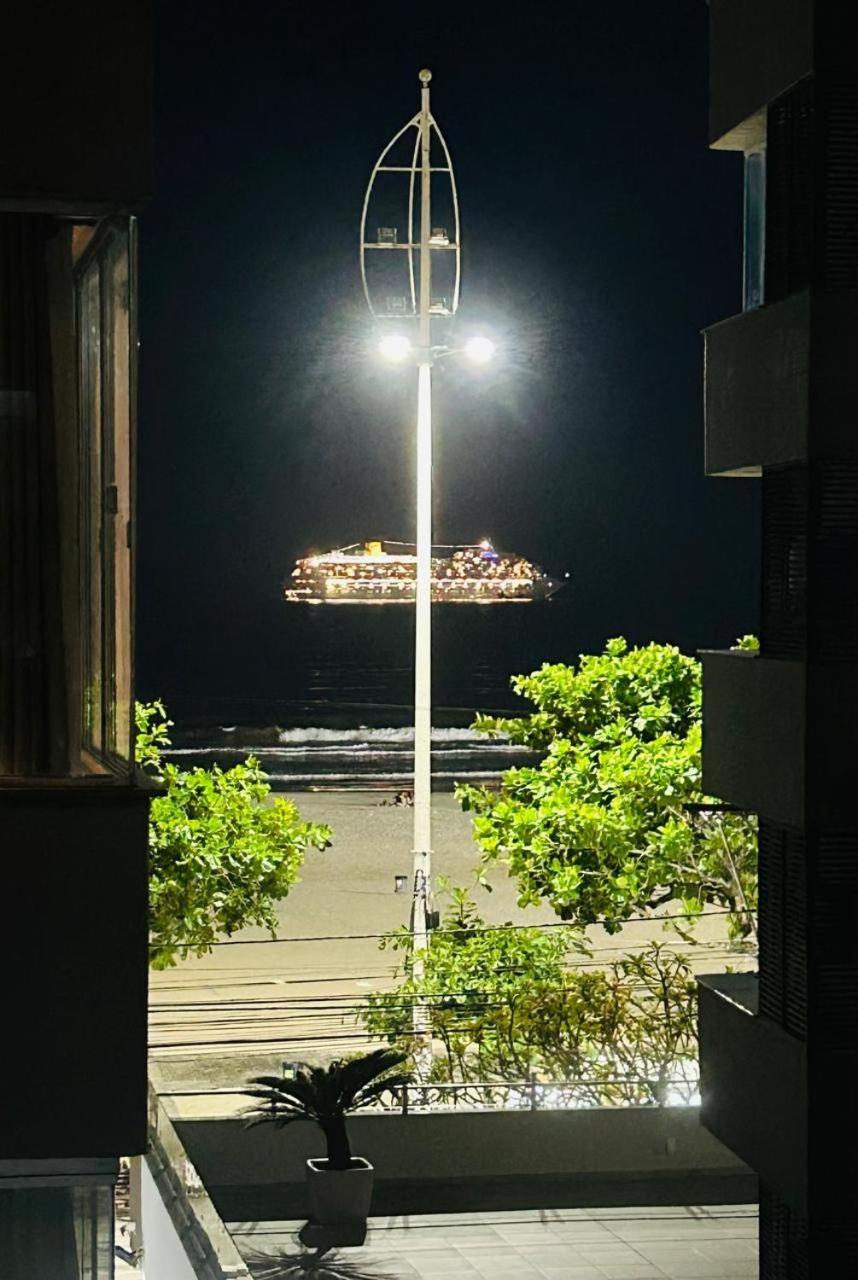 Appartamento Avenida Atlantica, Beira Mar, Pe Na Areia Balneário Camboriú Esterno foto